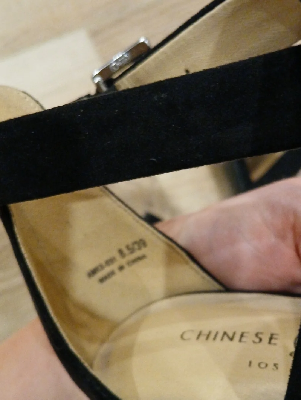 Chinese Laundry Black Suede Multi-Strap Block Heels 8.5 - Picture 7 of 7